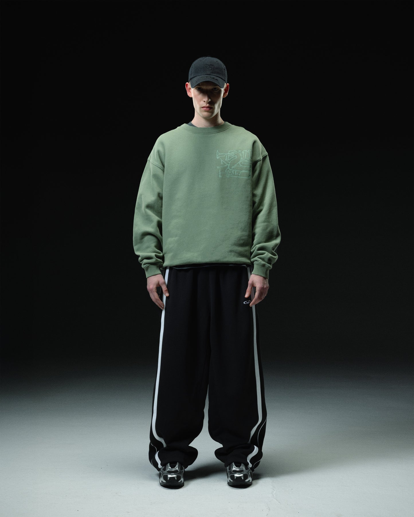 Griffin Khaki Crewneck